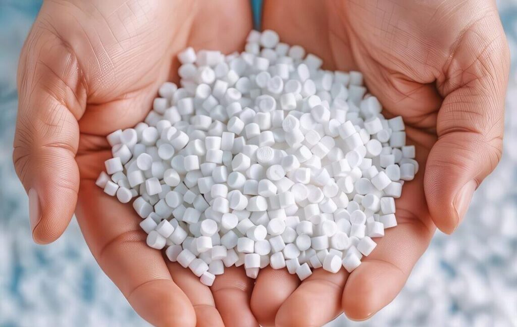 plastic extrusion manufacturers​